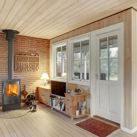 Holiday home Esalina - From The Sea In Ne Jutland By Interhome Hals