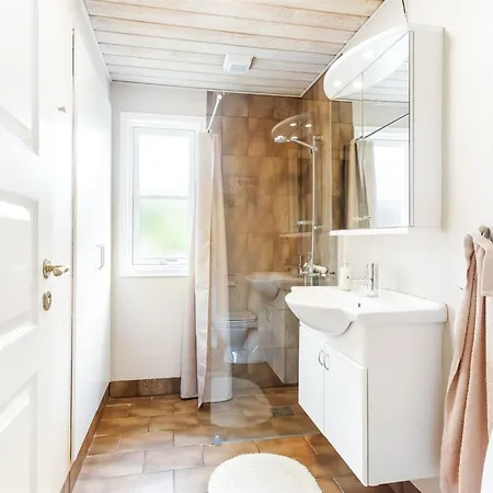 Feriehus Esalina - From The Sea By Interhome Hals